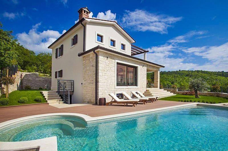 Royal Blue Vila